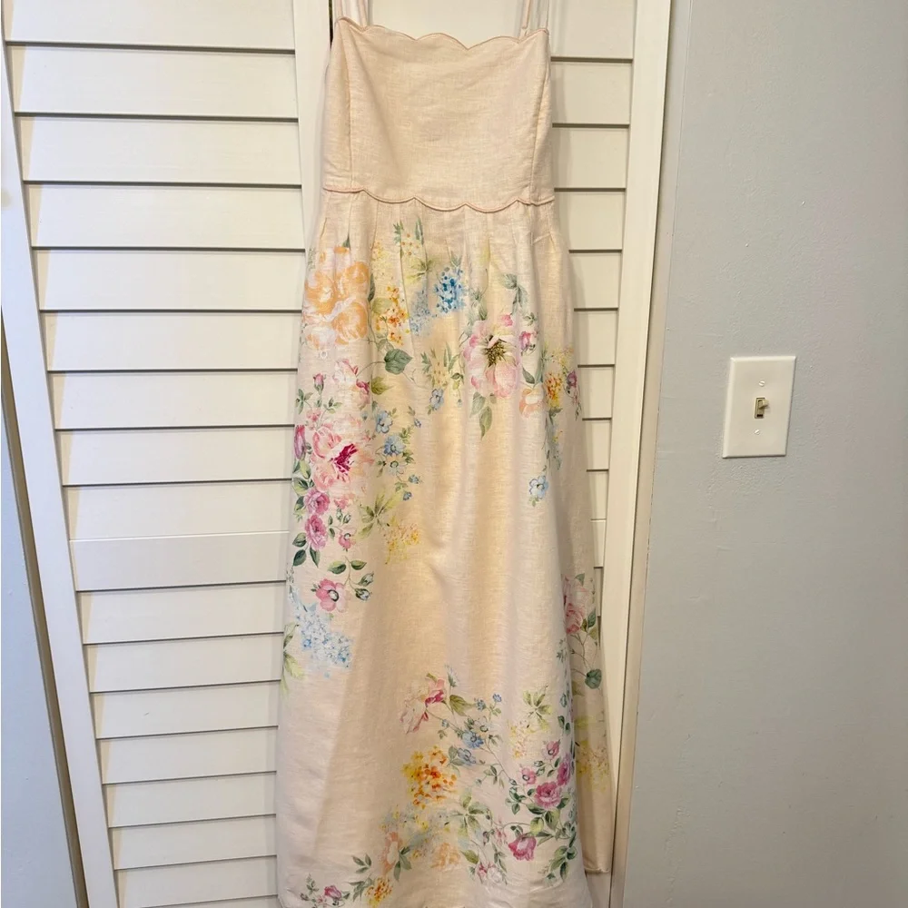 Christian Lacroix Cream Textured Garment Taylor Swift Dupe - Picture 3 of 6